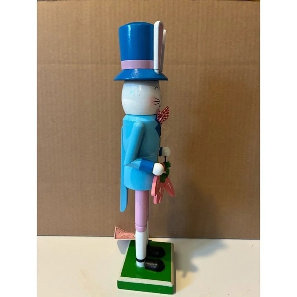 Tophat‎ & Tail Easter Bunny Wooden Nutcracker with Top Hat & Bow tie NWT